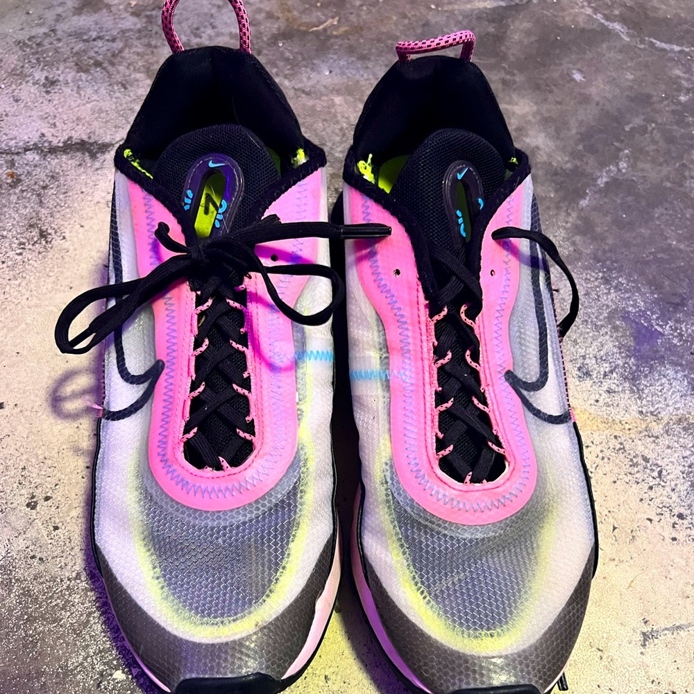 Nike air max